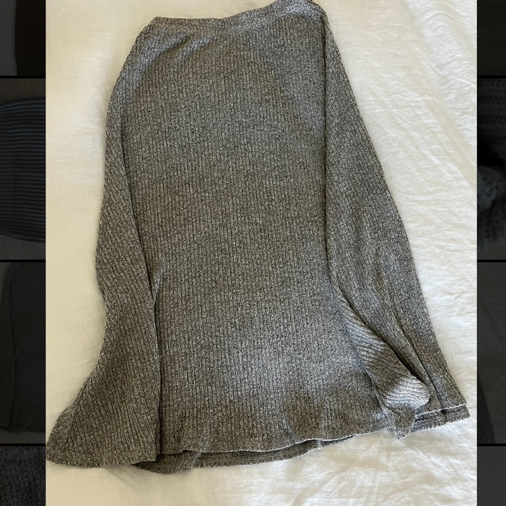 Abound Gray Ribbed A-Line Midi Skirt XS